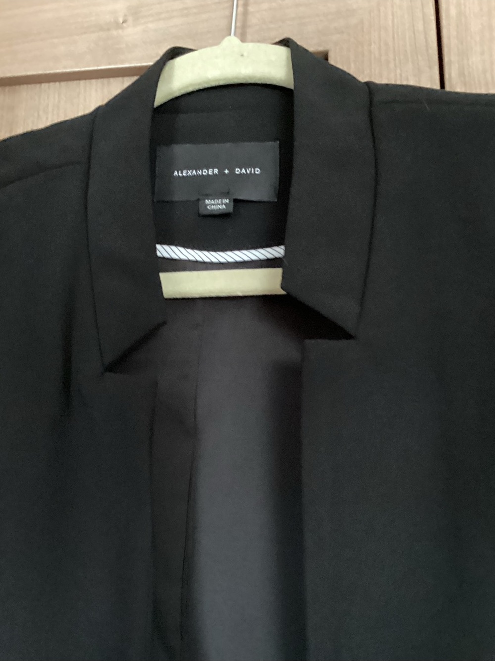 Alexander &David  Black Open-Front Blazer - Picture 2 of 8